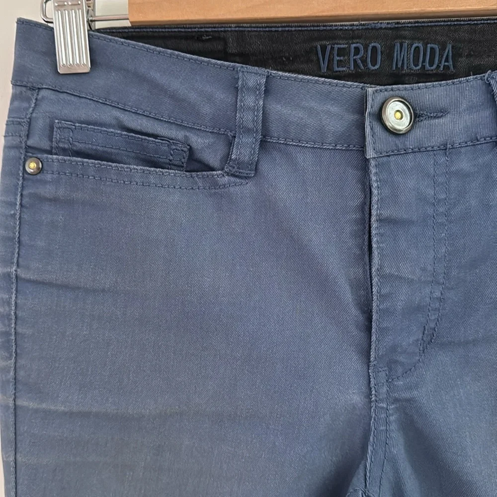Vero Moda 5 low rise pants sz EU 25/32 - Picture 3 of 6